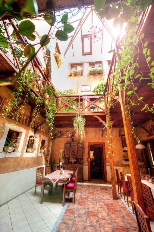 Hotel Zameczek Ksiaz Wielki Exterior photo